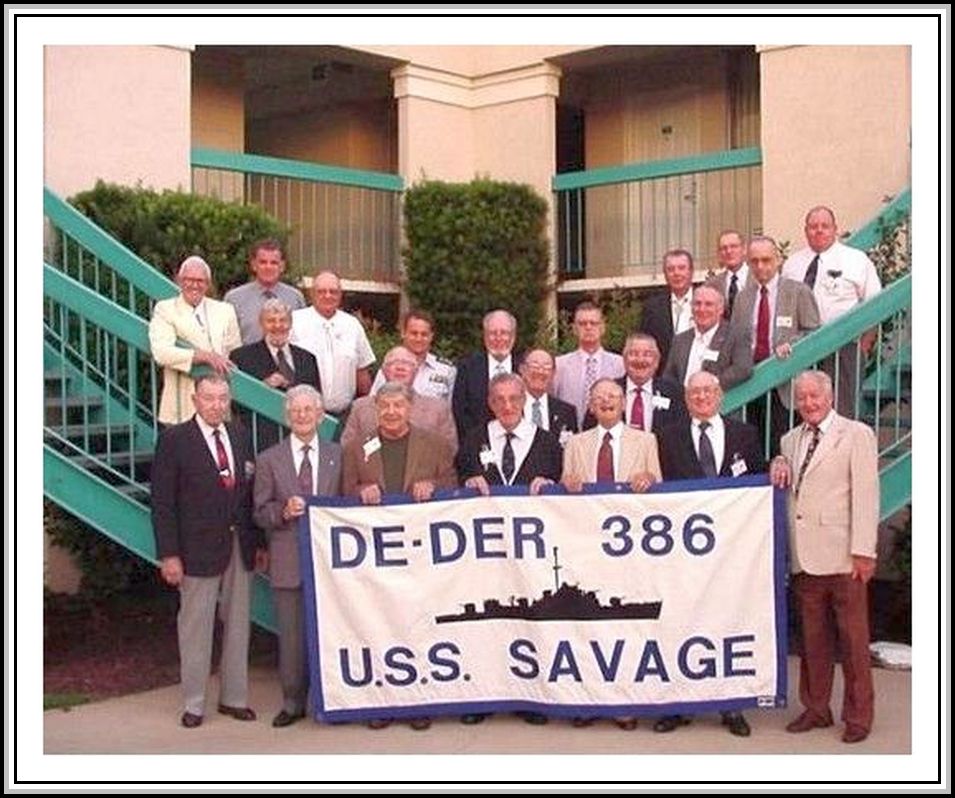 photograph of 2001 DE/DER-386 Reunion Association