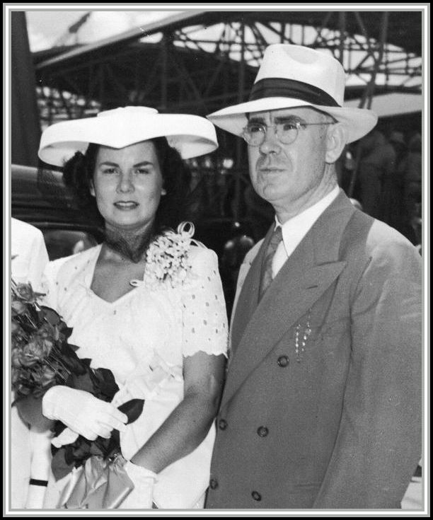 photograph of Mrs. Mary Hart and her father Walter S. Savage, Sr. 