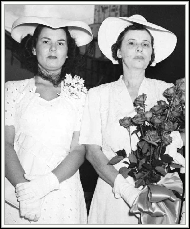 photograph of Mrs. Mary Hart and Mrs. Walter Savage, Sr.